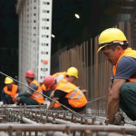 В Кыргызстане самая низкая минимальная зарплата в ЕАЭС — всего $27