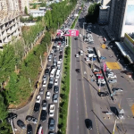 Мэр Бишкека мечтал о пробках на дорогах? Он их сотворил