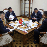 Главы пограничных ведомств КР и РУз провели двусторонние переговоры