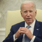 AXIOS: Байден разозлился на помощников за попытку замять его слова о Путине