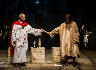 Репертуар Русского драмтеатра на ноябрь