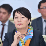 Министр образования серпом пройдётся по русским классам сельских школ?