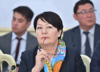 Министр образования серпом пройдётся по русским классам сельских школ?