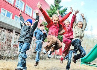 Осенние каникулы школьников продлятся с 6 по 12 ноября