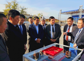 Золотые слитки, монеты, ордена будут чеканить в Кара-Балте