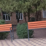 А им все равно