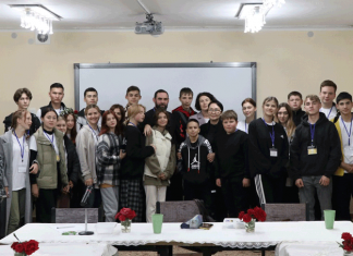 Молодёжный слёт: целомудрие и благочестие как образ жизни