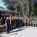 Сверкали шашки, летели брызги, звучали песни