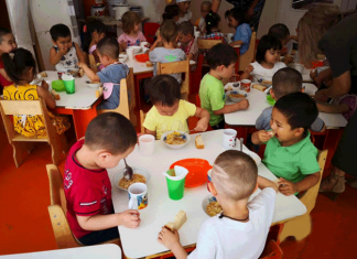 Родители будут полностью оплачивать питание детей в детсадах