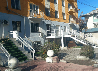 Голые ступеньки – гипса предвестники