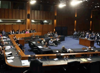 Сенат США отказался вынести на голосование законопроект о помощи Украине