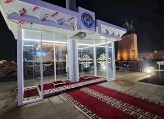 В Бишкеке завершили реконструкцию кабинки для почетного караула