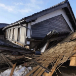 В Японии пока не могут установить судьбу 179 человек после землетрясений