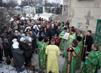 Улыбайтесь, дарите милость и добрые слова