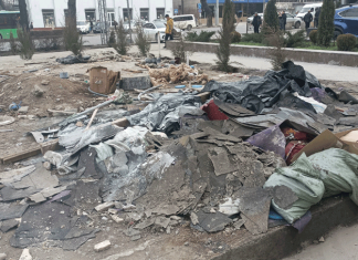 Строим — ломаем, деньги на ветер пускаем