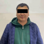 Злоупотреблял служебным положением