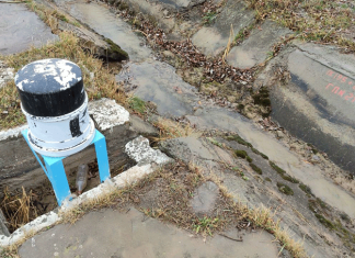 Руки у вандалов чешутся?