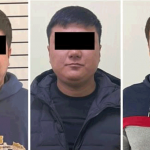 Трое напали на одного