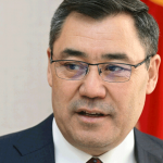 Садыр Жапаров: «С 1 октября этого года минимальный размер пенсии будет составлять не менее 6800 сомов»