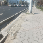 В Бишкеке «зашивают» дорожные карманы