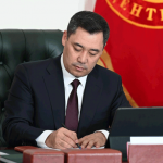 Здесь, в безмолвии святом, нет места тщеславию и помпезности