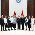 Президент поблагодарил лучших педагогов