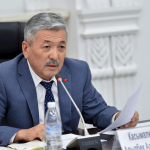 Адылбек Касымалиев назначен исполняющим обязанности Председателя Кабинета Министров Кыргызской Республики