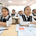 В школах будут введены новые предметы, но исчезнет химия, биология, физика и т.д.