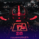 Тысячи свечей озарили площадь Победы