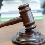 Садыр Жапаров поручил ввести смертную казнь за преступления против детей и женщин