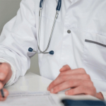 До опухоли доведут. Эксперты назвали 5 патогенов, вызывающих рак