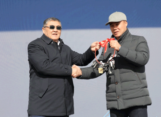 Подарок на 100 миллионов сомов