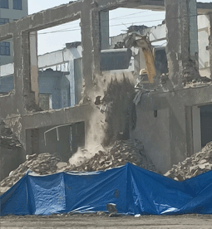 Не дышите! Реновация пылит