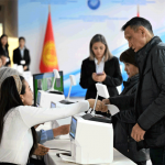 Явка на досрочных выборах депутатов Жогорку Кенеша составила 36,9%