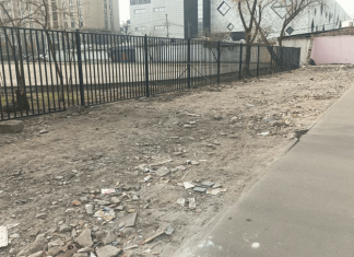 Не получила школа обещанный участочек