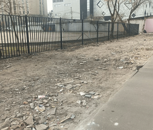 Не получила школа обещанный участочек