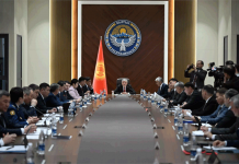 Премьер-министр объявил устные замечания министрам и своему заместителю