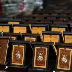 Наград меньше – почёта больше?