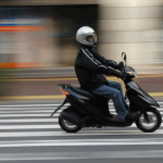 Опять весна пришла – мопедов снова тьма