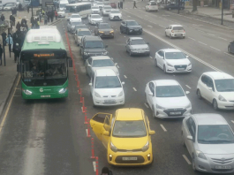 Встали столбики в рядок